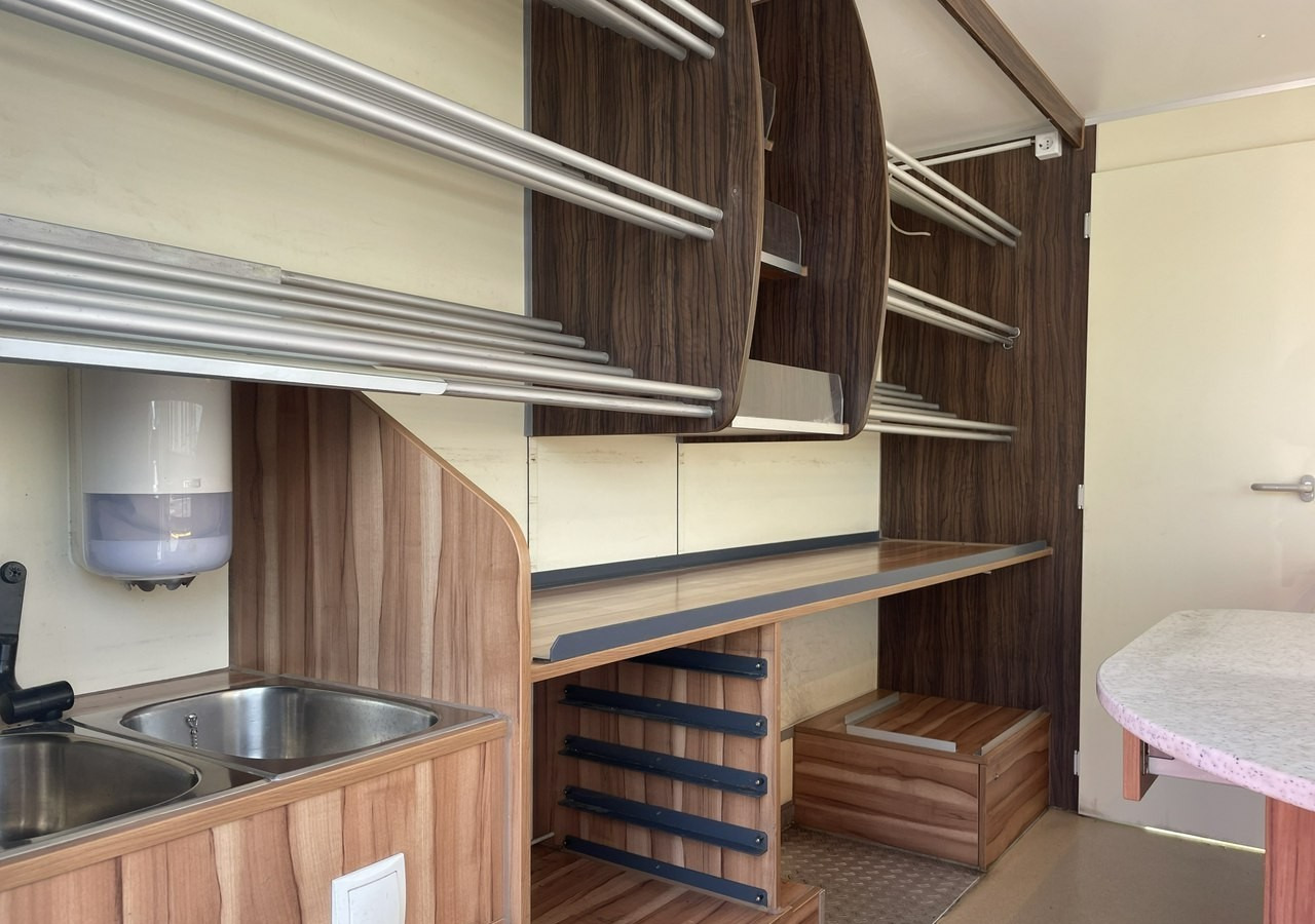 Renault Master Autosklep pieczywa Gastronomiczny Food Truck Foodtruck Sklep Borco20 - Myyntiauto: kuva Renault Master Autosklep pieczywa Gastronomiczny Food Truck Foodtruck Sklep Borco20 - Myyntiauto Renault Master Autosklep pieczywa Gastronomiczny Food Truck Foodtruck Sklep Borco20 - Myyntiauto: kuva Renault Master Autosklep pieczywa Gastronomiczny Food Truck Foodtruck Sklep Borco20 - Myyntiauto