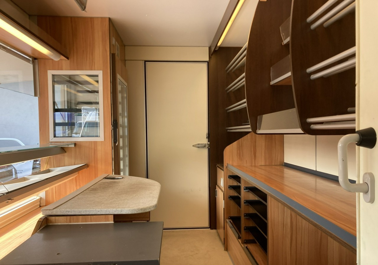 Renault Master Autosklep pieczywa Gastronomiczny Food Truck Foodtruck sklep BORCO20 - Myyntiauto: kuva  Renault Master Autosklep pieczywa Gastronomiczny Food Truck Foodtruck sklep BORCO20 - Myyntiauto Renault Master Autosklep pieczywa Gastronomiczny Food Truck Foodtruck sklep BORCO20 - Myyntiauto: kuva  Renault Master Autosklep pieczywa Gastronomiczny Food Truck Foodtruck sklep BORCO20 - Myyntiauto