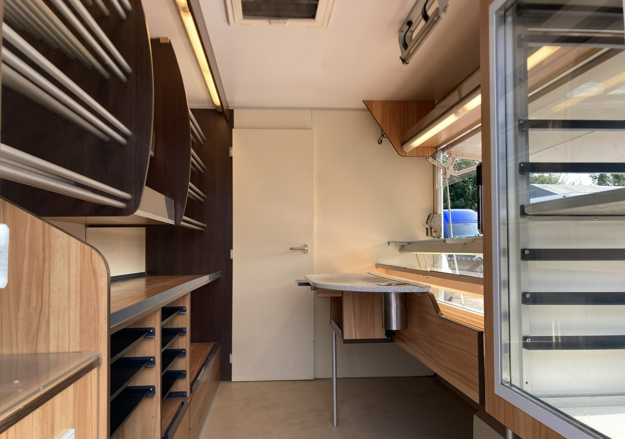 Renault Master Autosklep pieczywa Gastronomiczny Food Truck Foodtruck sklep BORCO20 - Myyntiauto: kuva  Renault Master Autosklep pieczywa Gastronomiczny Food Truck Foodtruck sklep BORCO20 - Myyntiauto Renault Master Autosklep pieczywa Gastronomiczny Food Truck Foodtruck sklep BORCO20 - Myyntiauto: kuva  Renault Master Autosklep pieczywa Gastronomiczny Food Truck Foodtruck sklep BORCO20 - Myyntiauto