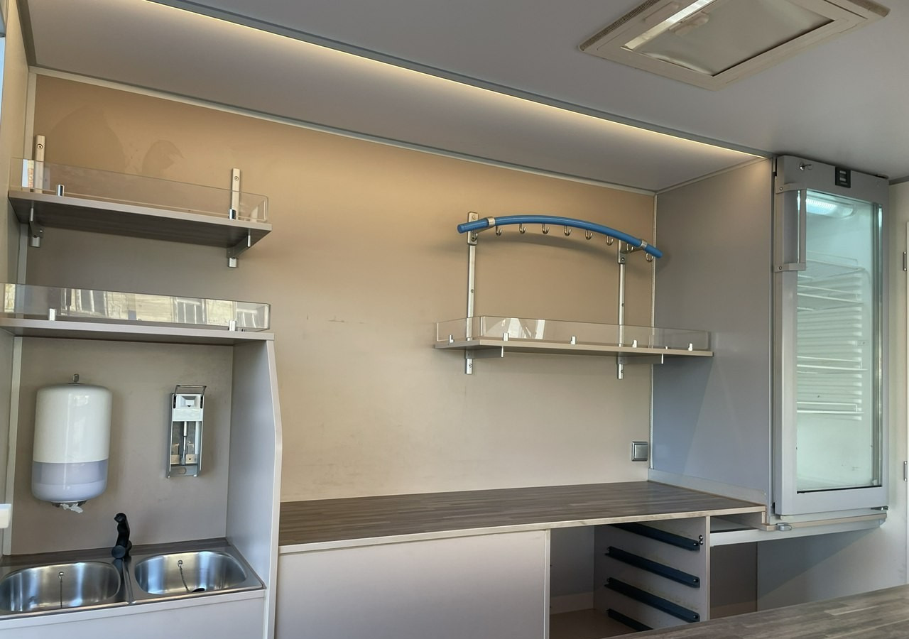 Renault Master Autosklep wędlin Gastronomiczny Food Truck Foodtruck Sklep Borco 201 - Myyntiauto: kuva Renault Master Autosklep wędlin Gastronomiczny Food Truck Foodtruck Sklep Borco 201 - Myyntiauto Renault Master Autosklep wędlin Gastronomiczny Food Truck Foodtruck Sklep Borco 201 - Myyntiauto: kuva Renault Master Autosklep wędlin Gastronomiczny Food Truck Foodtruck Sklep Borco 201 - Myyntiauto