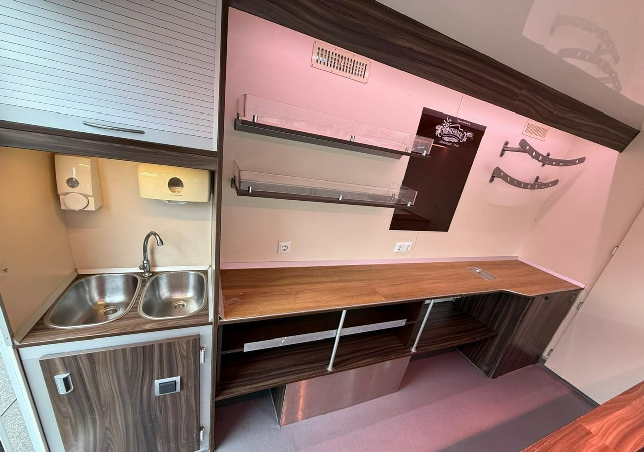 Renault Master Autosklep wędlin Gastronomiczny Food Truck Foodtruck Sklep Solar 20 - Myyntiauto: kuva Renault Master Autosklep wędlin Gastronomiczny Food Truck Foodtruck Sklep Solar 20 - Myyntiauto Renault Master Autosklep wędlin Gastronomiczny Food Truck Foodtruck Sklep Solar 20 - Myyntiauto: kuva Renault Master Autosklep wędlin Gastronomiczny Food Truck Foodtruck Sklep Solar 20 - Myyntiauto