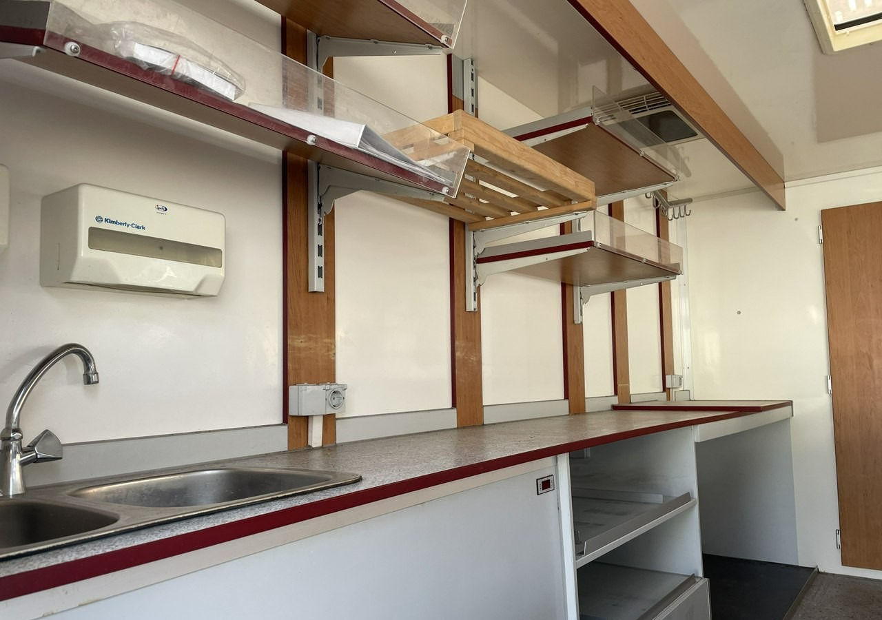 Renault Master Master Autosklep Gastronomiczny Food Truck Foodtruck Sklep bar 2009 - Myyntiauto: kuva  Renault Master Master Autosklep Gastronomiczny Food Truck Foodtruck Sklep bar 2009 - Myyntiauto Renault Master Master Autosklep Gastronomiczny Food Truck Foodtruck Sklep bar 2009 - Myyntiauto: kuva  Renault Master Master Autosklep Gastronomiczny Food Truck Foodtruck Sklep bar 2009 - Myyntiauto