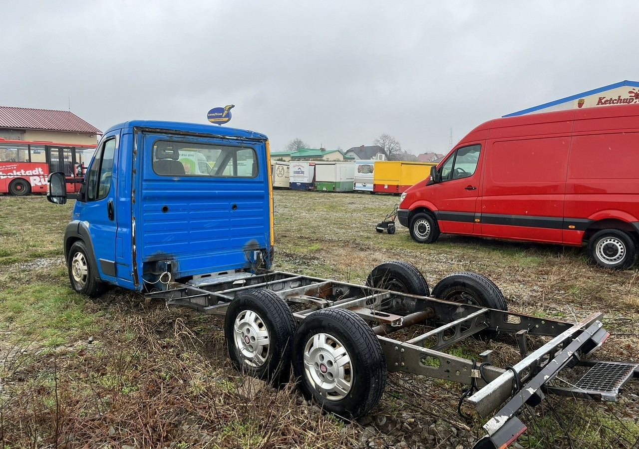 Fiat Ducato Ducato 3.0-160KM Rama pod zabudowę 2011,2009 - Tavara-auto: kuva Fiat Ducato Ducato 3.0-160KM Rama pod zabudowę 2011,2009 - Tavara-auto Fiat Ducato Ducato 3.0-160KM Rama pod zabudowę 2011,2009 - Tavara-auto: kuva Fiat Ducato Ducato 3.0-160KM Rama pod zabudowę 2011,2009 - Tavara-auto