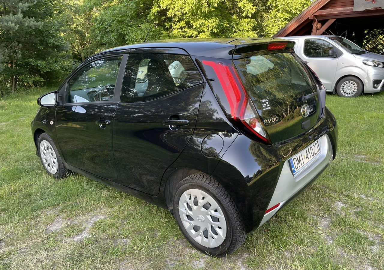 Toyota Aygo II Toyota Aygo 1.0-16V Klima Salon PL 24651km Model 2021 - Viistoperä: kuva Toyota Aygo II Toyota Aygo 1.0-16V Klima Salon PL 24651km Model 2021 - Viistoperä Toyota Aygo II Toyota Aygo 1.0-16V Klima Salon PL 24651km Model 2021 - Viistoperä: kuva Toyota Aygo II Toyota Aygo 1.0-16V Klima Salon PL 24651km Model 2021 - Viistoperä