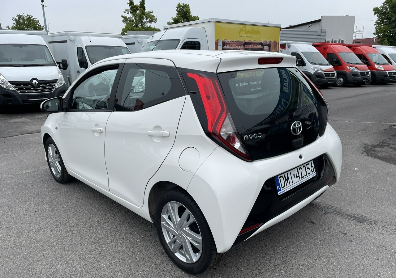 Toyota Aygo II Toyota Aygo 1.0 VVT-i JBL Edition bezyna+LPG Salon PL 2020 - Viistoperä: kuva Toyota Aygo II Toyota Aygo 1.0 VVT-i JBL Edition bezyna+LPG Salon PL 2020 - Viistoperä Toyota Aygo II Toyota Aygo 1.0 VVT-i JBL Edition bezyna+LPG Salon PL 2020 - Viistoperä: kuva Toyota Aygo II Toyota Aygo 1.0 VVT-i JBL Edition bezyna+LPG Salon PL 2020 - Viistoperä