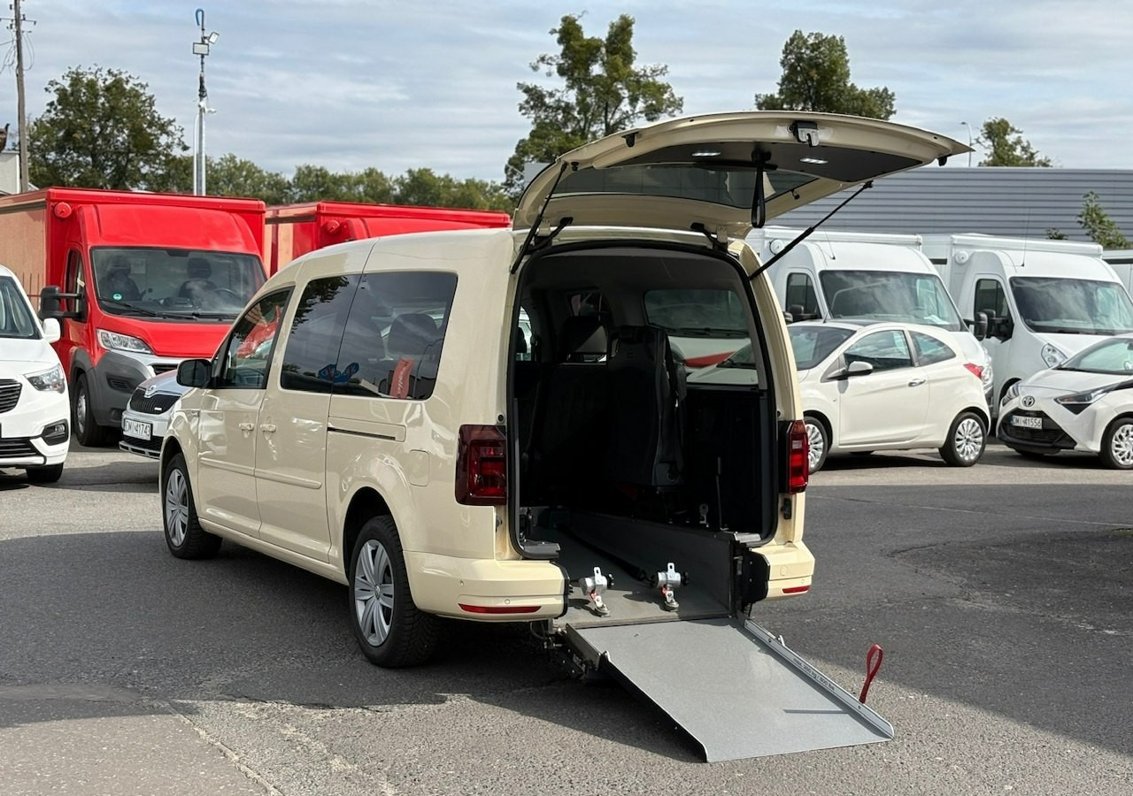 Volkswagen Caddy III Caddy 2.0-150 Niepełnosprawnych inwalida rampa Bogate wyposażeniePFR - Farmari: kuva Volkswagen Caddy III Caddy 2.0-150 Niepełnosprawnych inwalida rampa Bogate wyposażeniePFR - Farmari Volkswagen Caddy III Caddy 2.0-150 Niepełnosprawnych inwalida rampa Bogate wyposażeniePFR - Farmari: kuva Volkswagen Caddy III Caddy 2.0-150 Niepełnosprawnych inwalida rampa Bogate wyposażeniePFR - Farmari