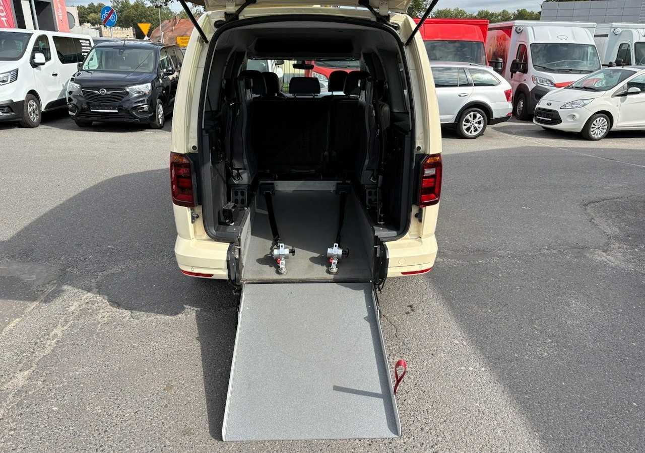 Volkswagen Caddy III Caddy 2.0-150 Niepełnosprawnych inwalida rampa Bogate wyposażeniePFR - Farmari: kuva Volkswagen Caddy III Caddy 2.0-150 Niepełnosprawnych inwalida rampa Bogate wyposażeniePFR - Farmari Volkswagen Caddy III Caddy 2.0-150 Niepełnosprawnych inwalida rampa Bogate wyposażeniePFR - Farmari: kuva Volkswagen Caddy III Caddy 2.0-150 Niepełnosprawnych inwalida rampa Bogate wyposażeniePFR - Farmari