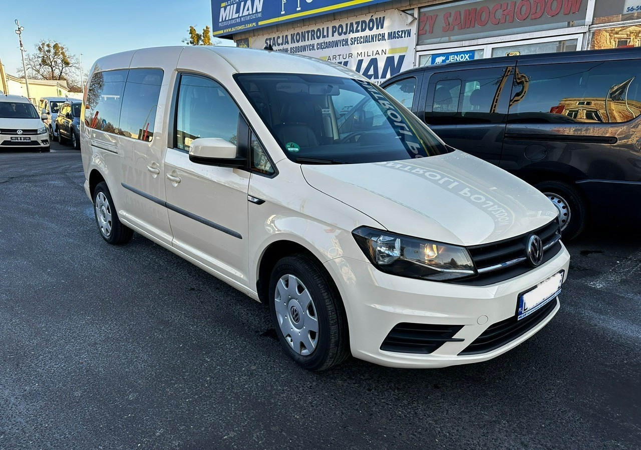 Volkswagen Caddy III Caddy 2.0 TDI Maxi 7-osobowy Model 2019 - Henkilöauto: kuva Volkswagen Caddy III Caddy 2.0 TDI Maxi 7-osobowy Model 2019 - Henkilöauto Volkswagen Caddy III Caddy 2.0 TDI Maxi 7-osobowy Model 2019 - Henkilöauto: kuva Volkswagen Caddy III Caddy 2.0 TDI Maxi 7-osobowy Model 2019 - Henkilöauto