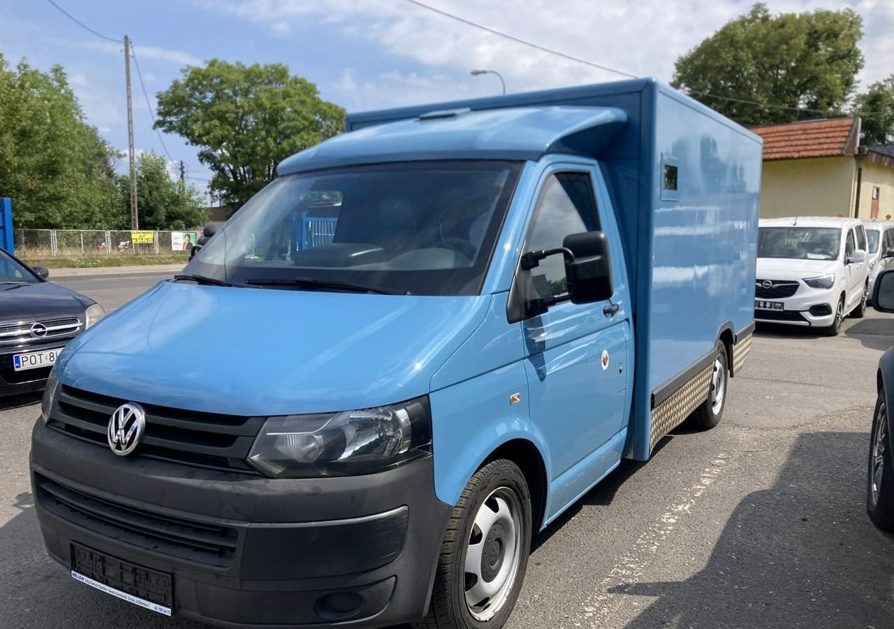 Volkswagen Transporter Trasporter T5 Bankowóz kuloodporny opanceżony Model 2015 - Kassankerääjän auto: kuva Volkswagen Transporter Trasporter T5 Bankowóz kuloodporny opanceżony Model 2015 - Kassankerääjän auto Volkswagen Transporter Trasporter T5 Bankowóz kuloodporny opanceżony Model 2015 - Kassankerääjän auto: kuva Volkswagen Transporter Trasporter T5 Bankowóz kuloodporny opanceżony Model 2015 - Kassankerääjän auto