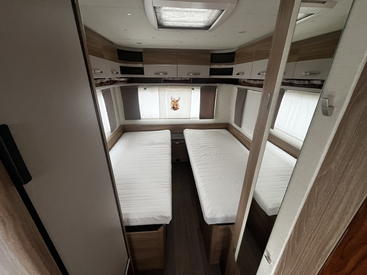 Asuntovaunu Bürstner Premio 530 TL Mover Dachklimaanlage Einzelbetten: kuva Asuntovaunu Bürstner Premio 530 TL Mover Dachklimaanlage Einzelbetten Asuntovaunu Bürstner Premio 530 TL Mover Dachklimaanlage Einzelbetten: kuva Asuntovaunu Bürstner Premio 530 TL Mover Dachklimaanlage Einzelbetten