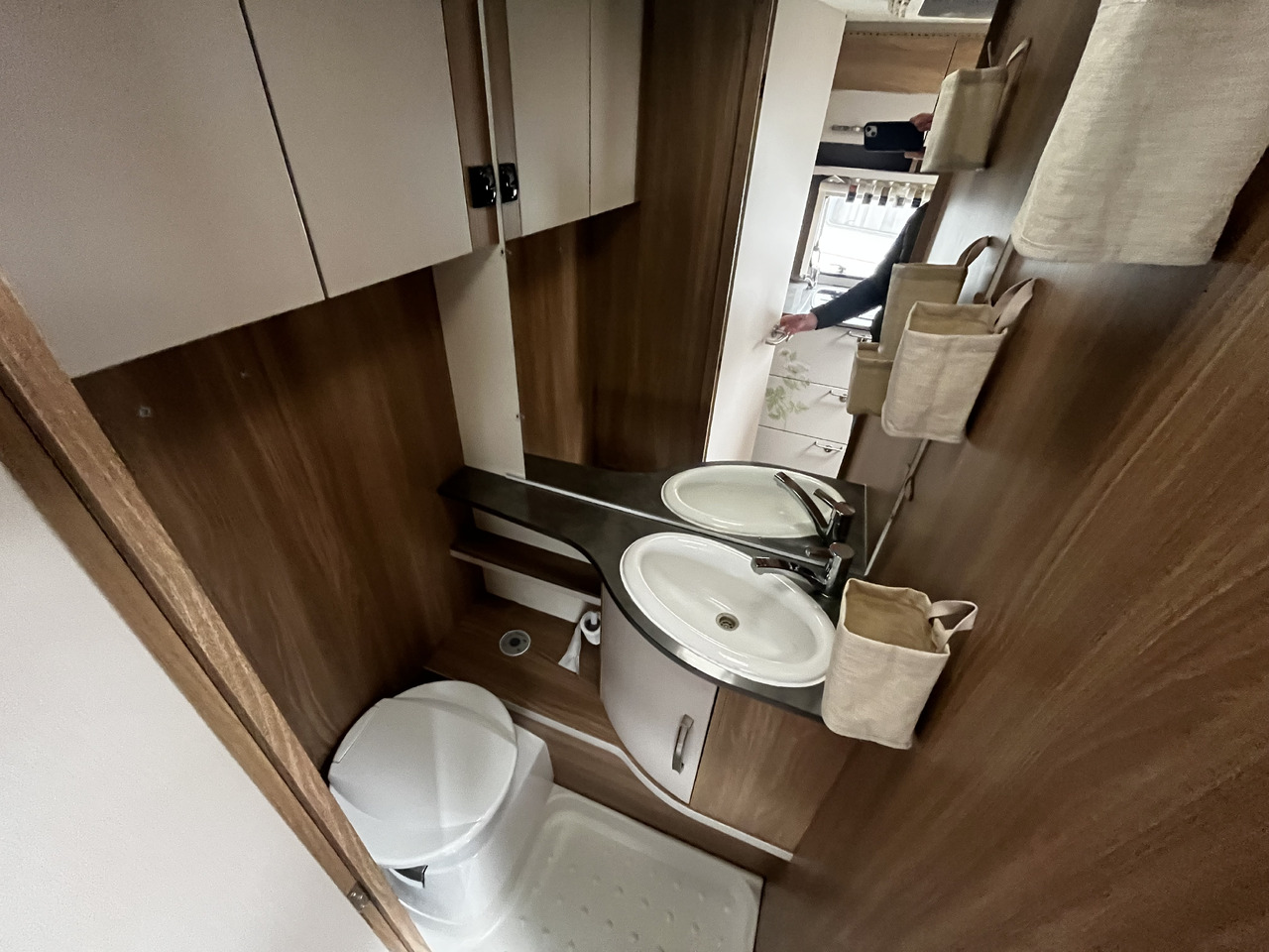 Asuntovaunu Bürstner Premio 530 TL Mover Dachklimaanlage Einzelbetten: kuva Asuntovaunu Bürstner Premio 530 TL Mover Dachklimaanlage Einzelbetten Asuntovaunu Bürstner Premio 530 TL Mover Dachklimaanlage Einzelbetten: kuva Asuntovaunu Bürstner Premio 530 TL Mover Dachklimaanlage Einzelbetten