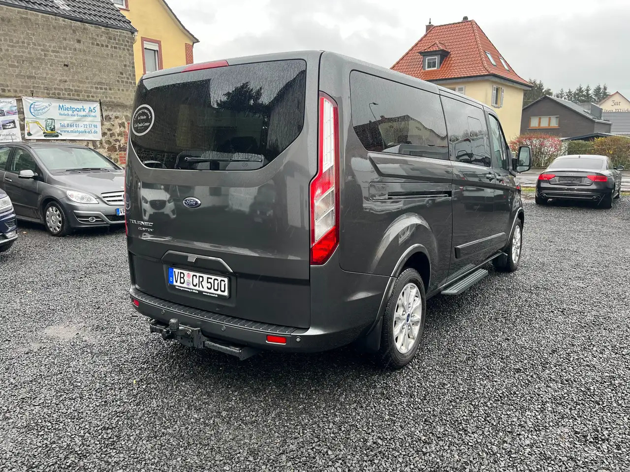 Ford Transit Custom 320 L2 Tourneo Titanium - Minibussi, Pikkubussi: kuva Ford Transit Custom 320 L2 Tourneo Titanium - Minibussi, Pikkubussi Ford Transit Custom 320 L2 Tourneo Titanium - Minibussi, Pikkubussi: kuva Ford Transit Custom 320 L2 Tourneo Titanium - Minibussi, Pikkubussi