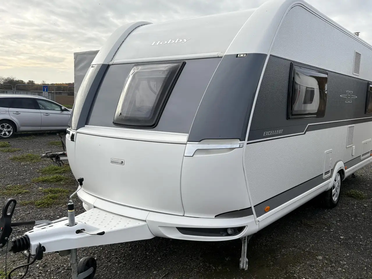 Hobby 540UFf Wohnwagen queensbett - Asuntovaunu: kuva Hobby 540UFf Wohnwagen queensbett - Asuntovaunu Hobby 540UFf Wohnwagen queensbett - Asuntovaunu: kuva Hobby 540UFf Wohnwagen queensbett - Asuntovaunu