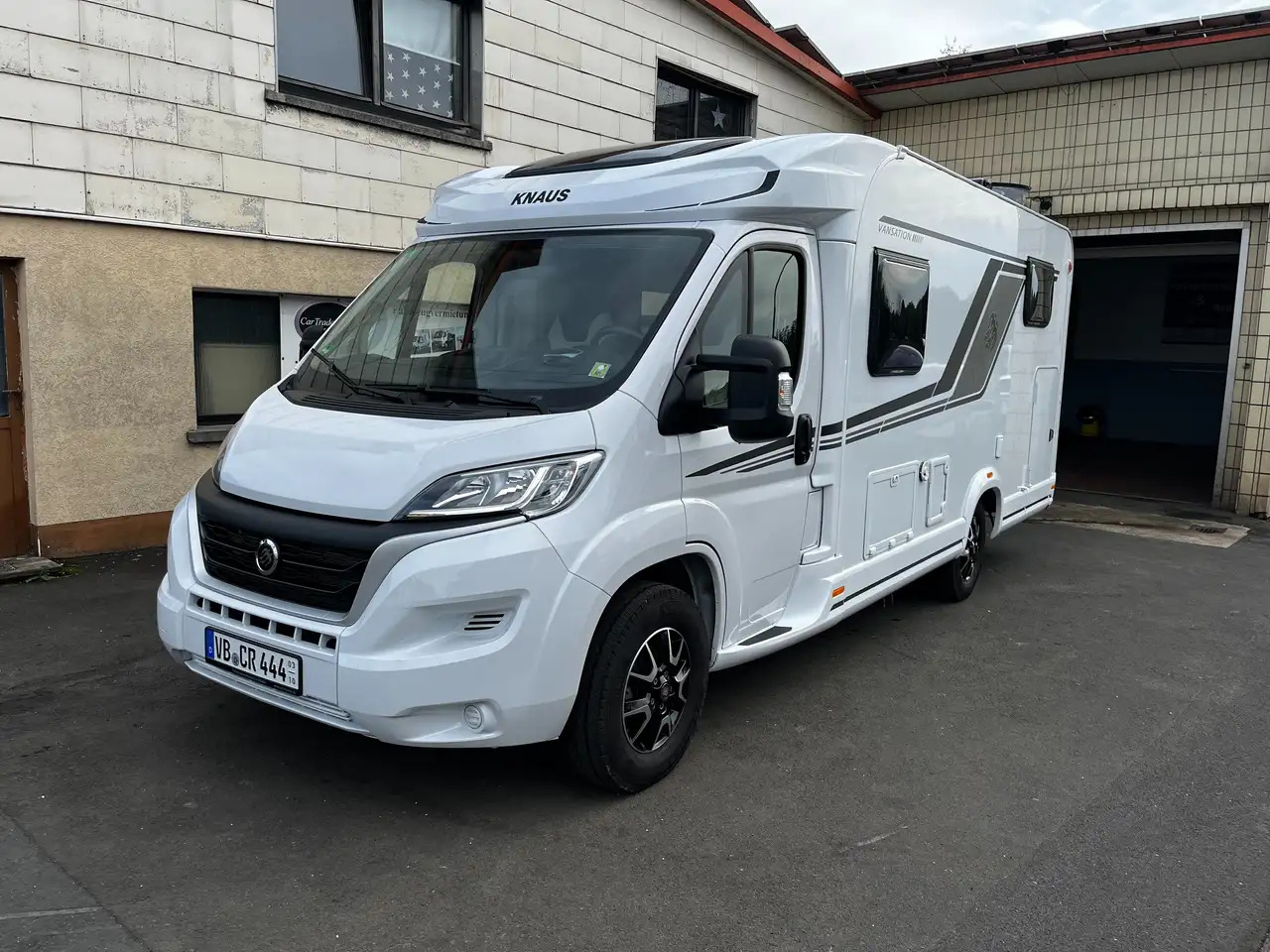 Knaus VAN TI 650 MEG VANSATION - Puoli-integroitu asuntoauto: kuva Knaus VAN TI 650 MEG VANSATION - Puoli-integroitu asuntoauto Knaus VAN TI 650 MEG VANSATION - Puoli-integroitu asuntoauto: kuva Knaus VAN TI 650 MEG VANSATION - Puoli-integroitu asuntoauto