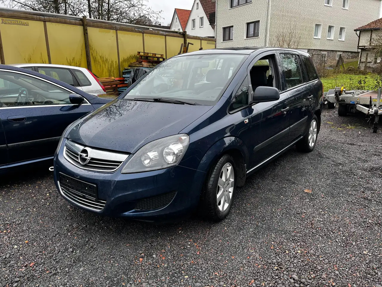 Opel Zafira Selection Motor startet nicht - Henkilöauto: kuva Opel Zafira Selection Motor startet nicht - Henkilöauto Opel Zafira Selection Motor startet nicht - Henkilöauto: kuva Opel Zafira Selection Motor startet nicht - Henkilöauto