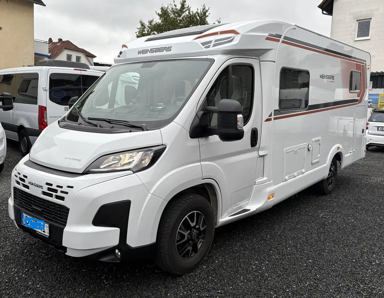 Volkswagen PEPPER 600MEG - Puoli-integroitu asuntoauto: kuva Volkswagen PEPPER 600MEG - Puoli-integroitu asuntoauto Volkswagen PEPPER 600MEG - Puoli-integroitu asuntoauto: kuva Volkswagen PEPPER 600MEG - Puoli-integroitu asuntoauto