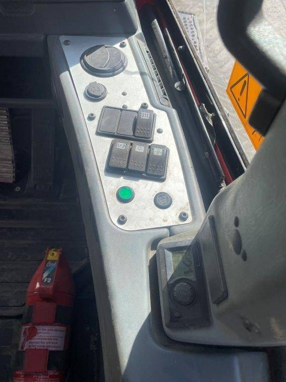 Komatsu 855.2 - Kuormatraktori: kuva Komatsu 855.2 - Kuormatraktori Komatsu 855.2 - Kuormatraktori: kuva Komatsu 855.2 - Kuormatraktori