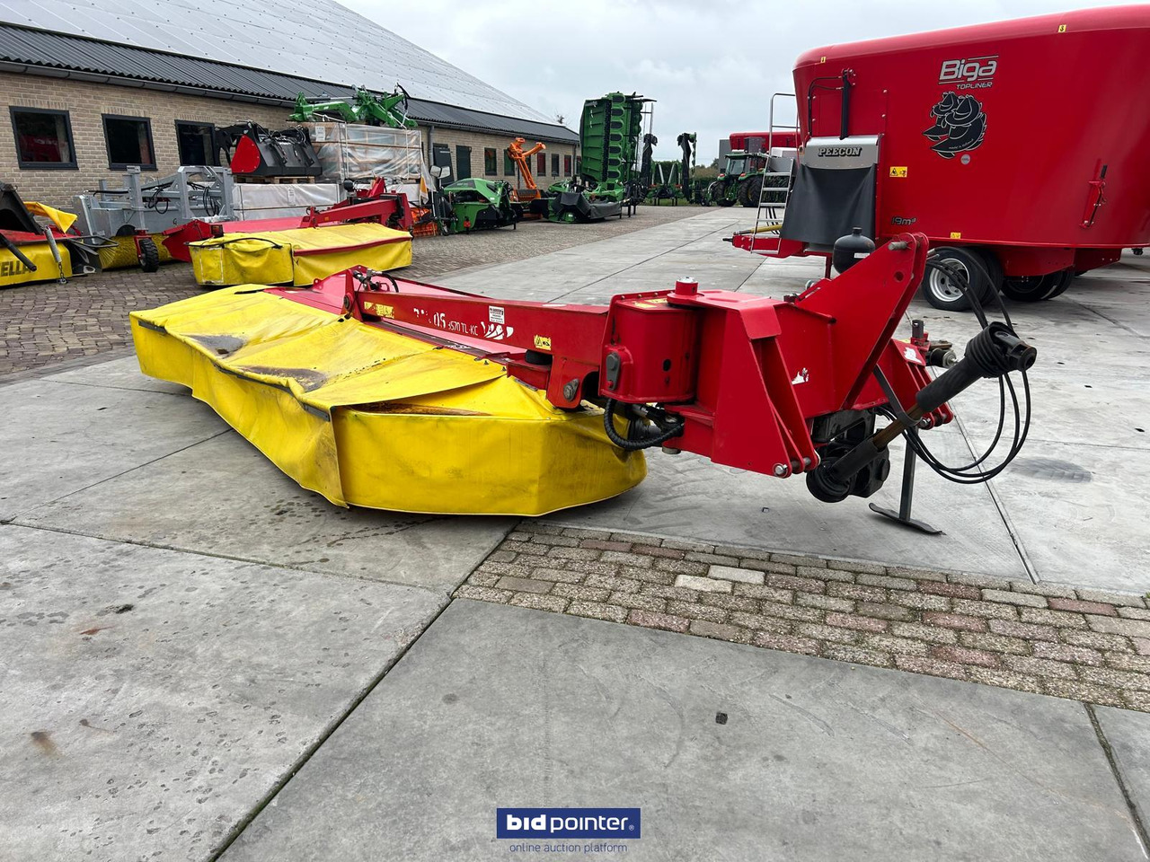 Fella RAMOS 3570 - Niittokone: kuva Fella RAMOS 3570 - Niittokone Fella RAMOS 3570 - Niittokone: kuva Fella RAMOS 3570 - Niittokone