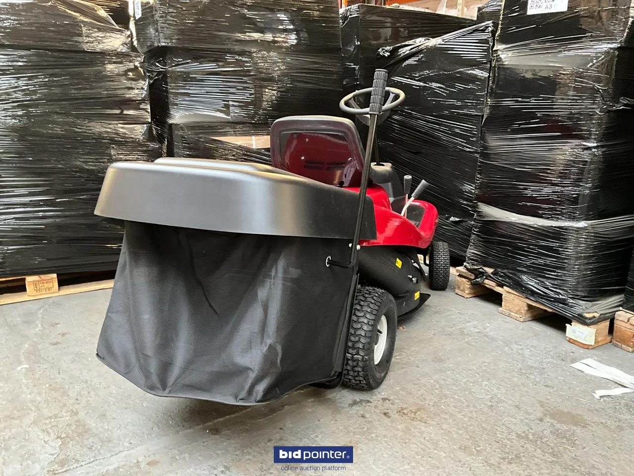 HH Zitmaaier 30 - Ruohonleikkuri: kuva HH Zitmaaier 30 - Ruohonleikkuri HH Zitmaaier 30 - Ruohonleikkuri: kuva HH Zitmaaier 30 - Ruohonleikkuri