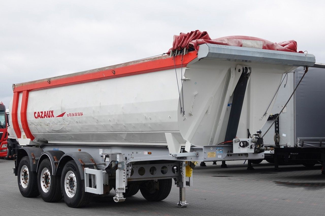 Benalu MENCI WYWROTKA /28 m3 / ALUMINIOWA / OŚ PODNOSZO - Kippiauto puoliperävaunu: kuva Benalu MENCI WYWROTKA /28 m3 / ALUMINIOWA / OŚ PODNOSZO - Kippiauto puoliperävaunu Benalu MENCI WYWROTKA /28 m3 / ALUMINIOWA / OŚ PODNOSZO - Kippiauto puoliperävaunu: kuva Benalu MENCI WYWROTKA /28 m3 / ALUMINIOWA / OŚ PODNOSZO - Kippiauto puoliperävaunu