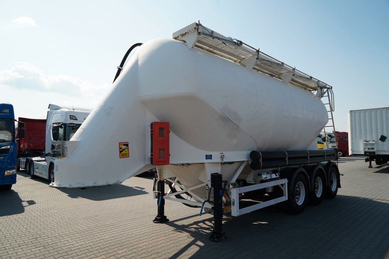 Feldbinder / CEMENTONACZEPA / 3 KOMORY / 36 000 - Bulk-säiliöperävaunu: kuva Feldbinder / CEMENTONACZEPA / 3 KOMORY / 36 000 - Bulk-säiliöperävaunu Feldbinder / CEMENTONACZEPA / 3 KOMORY / 36 000 - Bulk-säiliöperävaunu: kuva Feldbinder / CEMENTONACZEPA / 3 KOMORY / 36 000 - Bulk-säiliöperävaunu