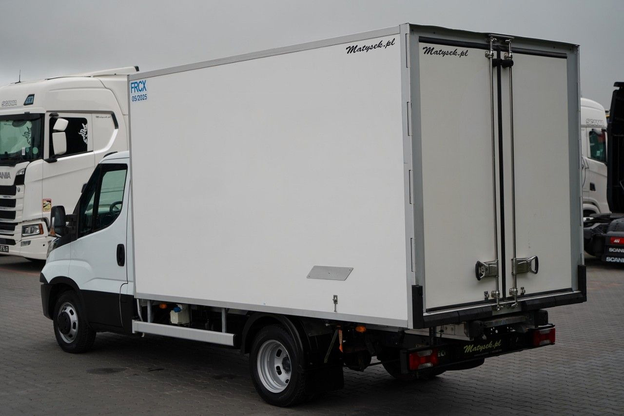 Iveco DAILY 35.120 / CHŁODNIA LAMBERET / AGREGAT CARRI - Kylmäauto: kuva Iveco DAILY 35.120 / CHŁODNIA LAMBERET / AGREGAT CARRI - Kylmäauto Iveco DAILY 35.120 / CHŁODNIA LAMBERET / AGREGAT CARRI - Kylmäauto: kuva Iveco DAILY 35.120 / CHŁODNIA LAMBERET / AGREGAT CARRI - Kylmäauto