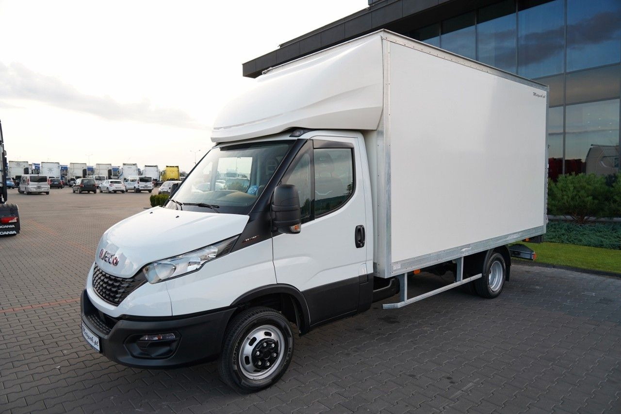 Iveco DAILY 35-160 / KONTENER / BLIŹNIAK / WINDA DHOLL - Kylmäauto: kuva Iveco DAILY 35-160 / KONTENER / BLIŹNIAK / WINDA DHOLL - Kylmäauto Iveco DAILY 35-160 / KONTENER / BLIŹNIAK / WINDA DHOLL - Kylmäauto: kuva Iveco DAILY 35-160 / KONTENER / BLIŹNIAK / WINDA DHOLL - Kylmäauto