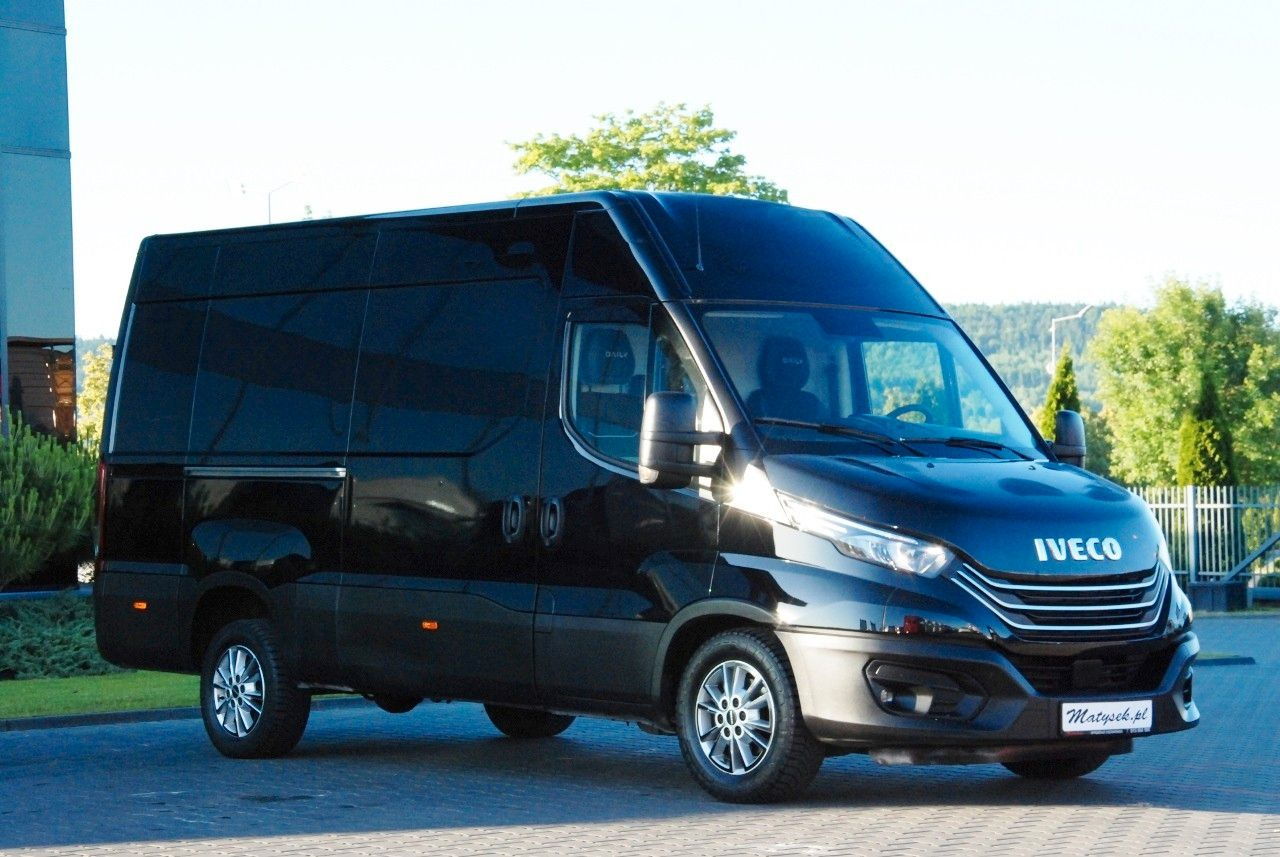 Iveco DAILY 35-180 / BLASZAK / 2022 ROK / HI-MATIC / - Pakettiauto: kuva Iveco DAILY 35-180 / BLASZAK / 2022 ROK / HI-MATIC / - Pakettiauto Iveco DAILY 35-180 / BLASZAK / 2022 ROK / HI-MATIC / - Pakettiauto: kuva Iveco DAILY 35-180 / BLASZAK / 2022 ROK / HI-MATIC / - Pakettiauto