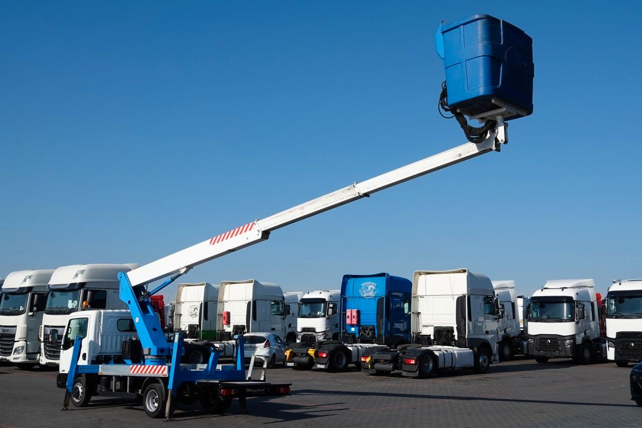 Nissan CABSTAR NT 400 / WZWYŻKA 18 METRÓW / PODNOŚNIK - Itsekulkevat henkilönostimet: kuva Nissan CABSTAR NT 400 / WZWYŻKA 18 METRÓW / PODNOŚNIK - Itsekulkevat henkilönostimet Nissan CABSTAR NT 400 / WZWYŻKA 18 METRÓW / PODNOŚNIK - Itsekulkevat henkilönostimet: kuva Nissan CABSTAR NT 400 / WZWYŻKA 18 METRÓW / PODNOŚNIK - Itsekulkevat henkilönostimet