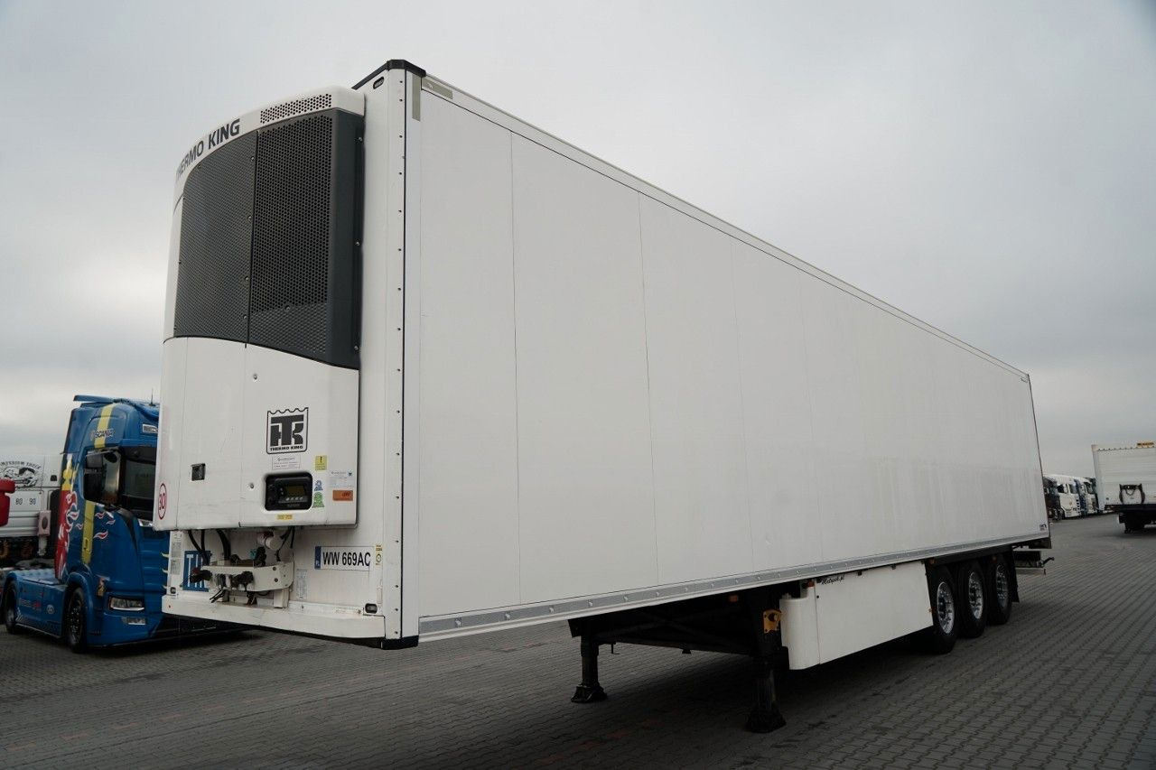 Schmitz Cargobull CHŁODNIA / THERMO KING / HAKÓWKA / OŚ PODNOSZO - Refrigeraattori puoliperävaunu: kuva Schmitz Cargobull CHŁODNIA / THERMO KING / HAKÓWKA / OŚ PODNOSZO - Refrigeraattori puoliperävaunu Schmitz Cargobull CHŁODNIA / THERMO KING / HAKÓWKA / OŚ PODNOSZO - Refrigeraattori puoliperävaunu: kuva Schmitz Cargobull CHŁODNIA / THERMO KING / HAKÓWKA / OŚ PODNOSZO - Refrigeraattori puoliperävaunu