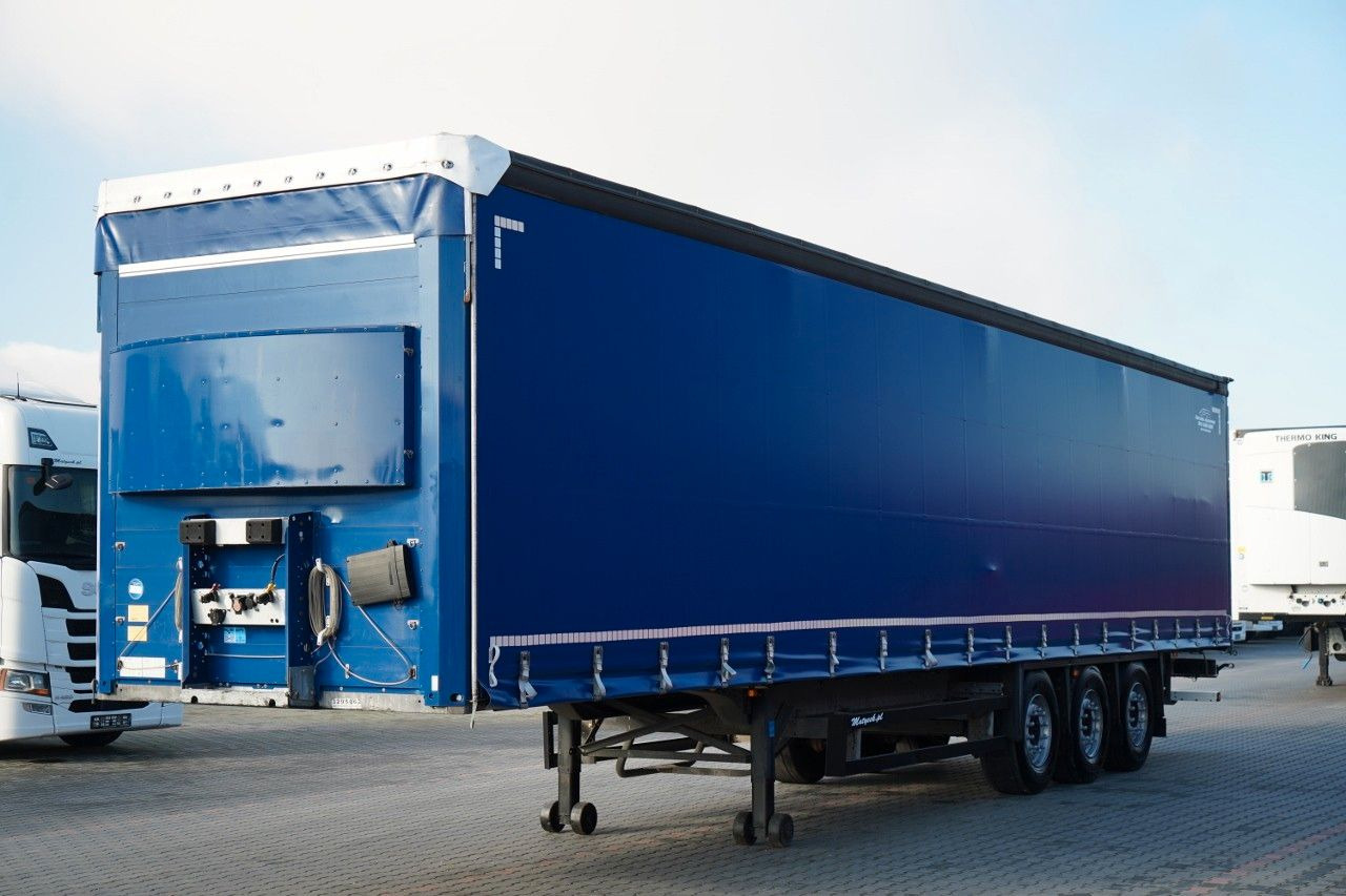 Schmitz Cargobull / FIRANKA / STANDARD - Pressukapellipuoliperävaunu: kuva Schmitz Cargobull / FIRANKA / STANDARD - Pressukapellipuoliperävaunu Schmitz Cargobull / FIRANKA / STANDARD - Pressukapellipuoliperävaunu: kuva Schmitz Cargobull / FIRANKA / STANDARD - Pressukapellipuoliperävaunu