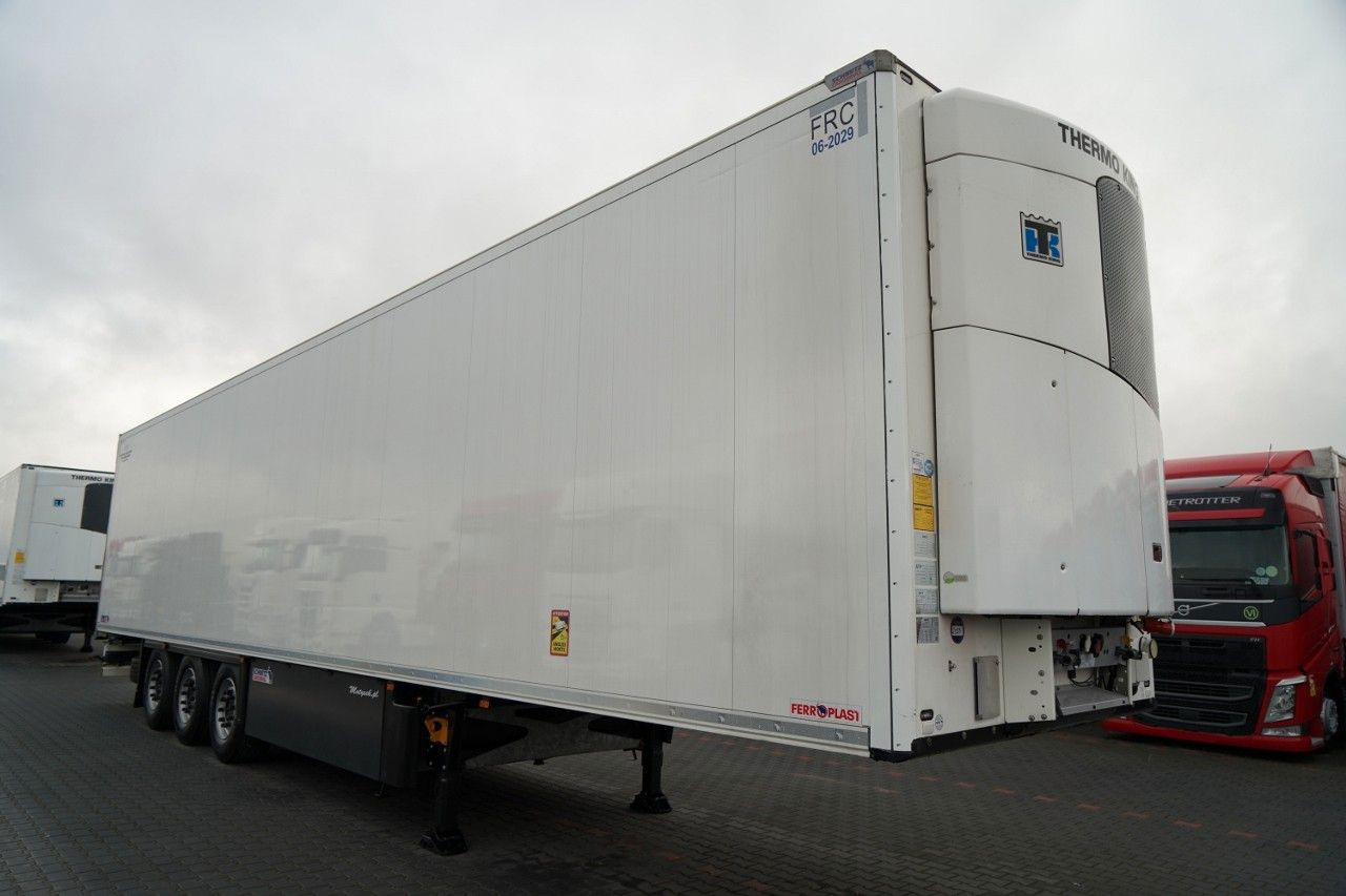 Refrigeraattori puoliperävaunu Schmitz Cargobull REFRIGERATED / FLOWER / THERMO KING / SLX 300 /: kuva Refrigeraattori puoliperävaunu Schmitz Cargobull REFRIGERATED / FLOWER / THERMO KING / SLX 300 / Refrigeraattori puoliperävaunu Schmitz Cargobull REFRIGERATED / FLOWER / THERMO KING / SLX 300 /: kuva Refrigeraattori puoliperävaunu Schmitz Cargobull REFRIGERATED / FLOWER / THERMO KING / SLX 300 /