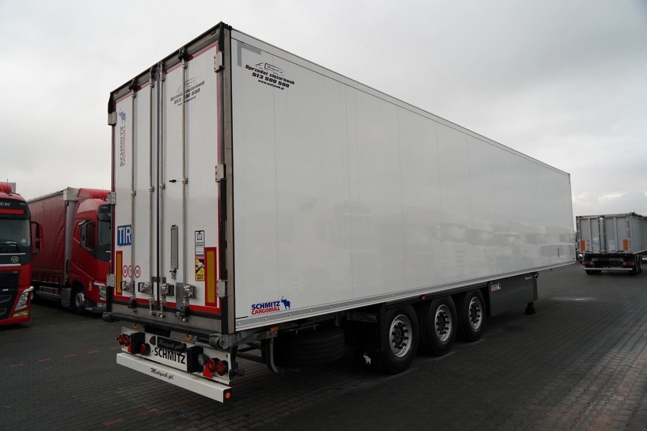 Schmitz Cargobull REFRIGERATED / FLOWER / THERMO KING / SLX 300 / - Refrigeraattori puoliperävaunu: kuva Schmitz Cargobull REFRIGERATED / FLOWER / THERMO KING / SLX 300 / - Refrigeraattori puoliperävaunu Schmitz Cargobull REFRIGERATED / FLOWER / THERMO KING / SLX 300 / - Refrigeraattori puoliperävaunu: kuva Schmitz Cargobull REFRIGERATED / FLOWER / THERMO KING / SLX 300 / - Refrigeraattori puoliperävaunu