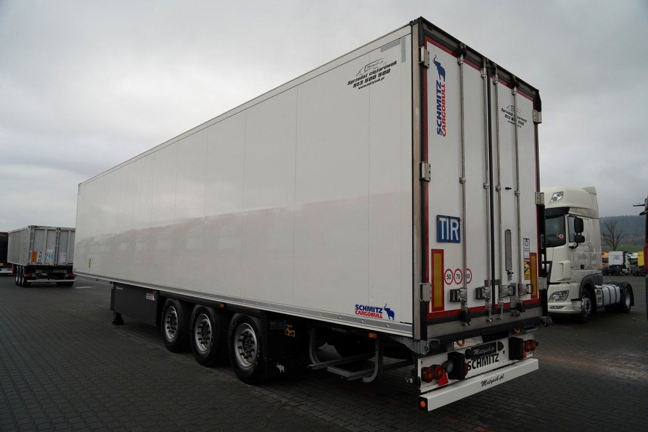 Schmitz Cargobull REFRIGERATED / FLOWER / THERMO KING / SLX 300 / - Refrigeraattori puoliperävaunu: kuva Schmitz Cargobull REFRIGERATED / FLOWER / THERMO KING / SLX 300 / - Refrigeraattori puoliperävaunu Schmitz Cargobull REFRIGERATED / FLOWER / THERMO KING / SLX 300 / - Refrigeraattori puoliperävaunu: kuva Schmitz Cargobull REFRIGERATED / FLOWER / THERMO KING / SLX 300 / - Refrigeraattori puoliperävaunu