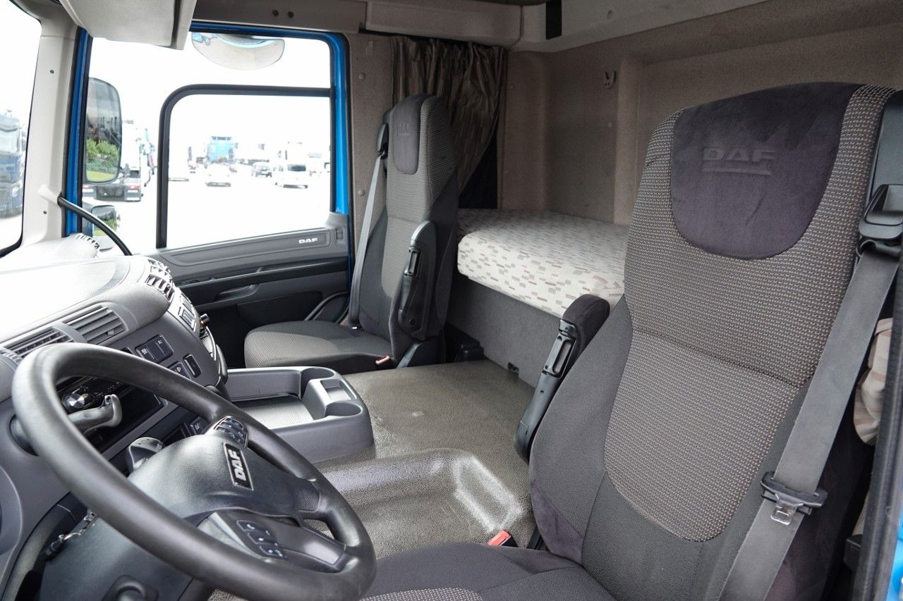 Vetopöytäauto DAF CF 460 / AUTOMAT / EURO 6 / SPROWADZONY: kuva Vetopöytäauto DAF CF 460 / AUTOMAT / EURO 6 / SPROWADZONY