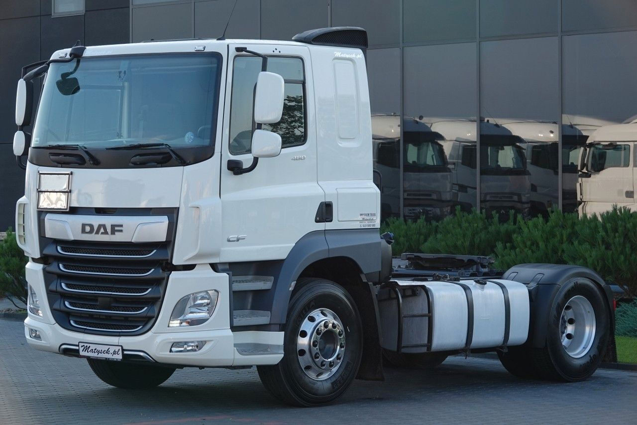 DAF CF 480 / PEŁNY ADR / NISKA KABINA / 2018 ROK / A - Vetopöytäauto: kuva DAF CF 480 / PEŁNY ADR / NISKA KABINA / 2018 ROK / A - Vetopöytäauto DAF CF 480 / PEŁNY ADR / NISKA KABINA / 2018 ROK / A - Vetopöytäauto: kuva DAF CF 480 / PEŁNY ADR / NISKA KABINA / 2018 ROK / A - Vetopöytäauto