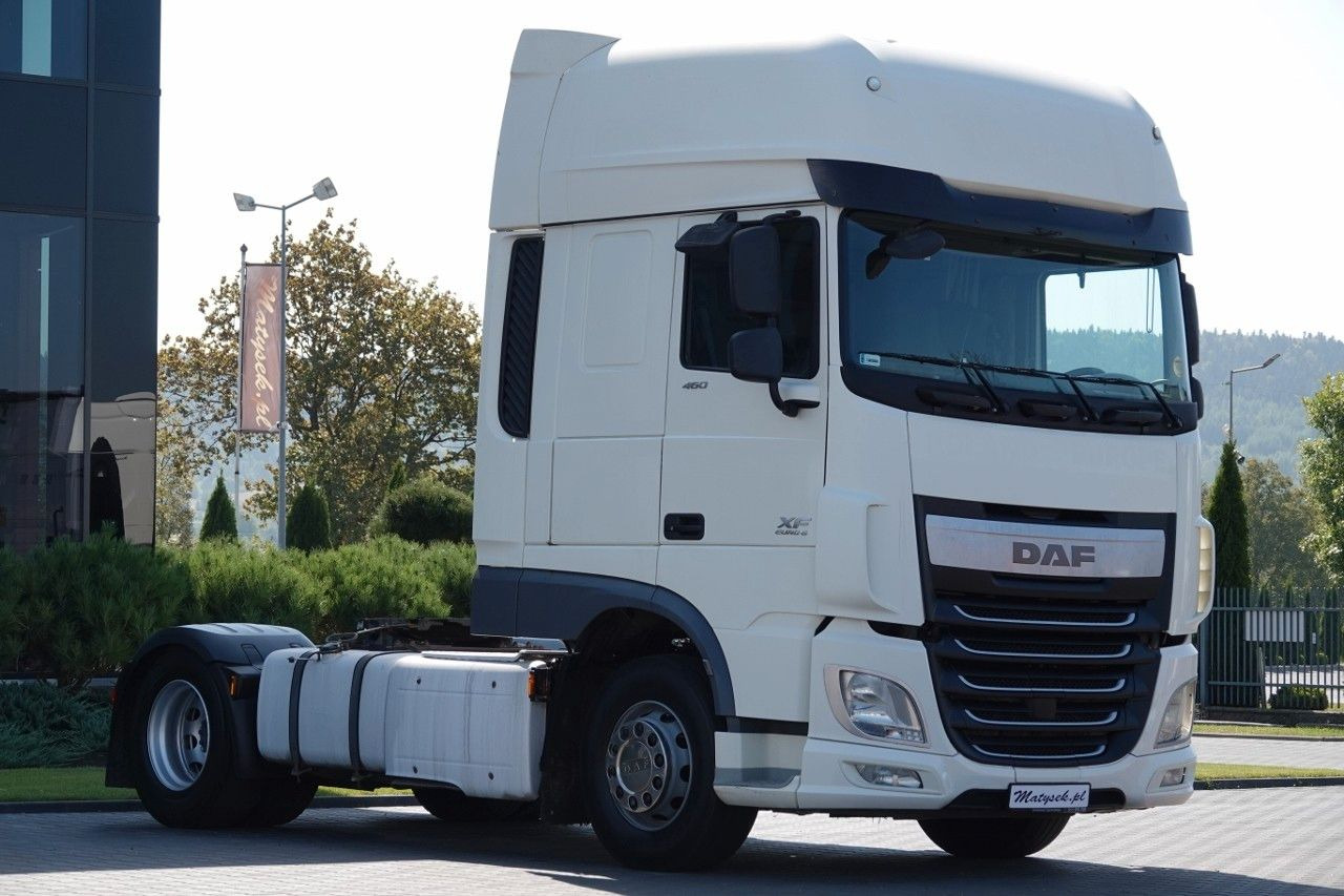 DAF XF 460 / MANUAL / STANDARD / SUPER SPACE CAB - Vetopöytäauto: kuva DAF XF 460 / MANUAL / STANDARD / SUPER SPACE CAB - Vetopöytäauto DAF XF 460 / MANUAL / STANDARD / SUPER SPACE CAB - Vetopöytäauto: kuva DAF XF 460 / MANUAL / STANDARD / SUPER SPACE CAB - Vetopöytäauto