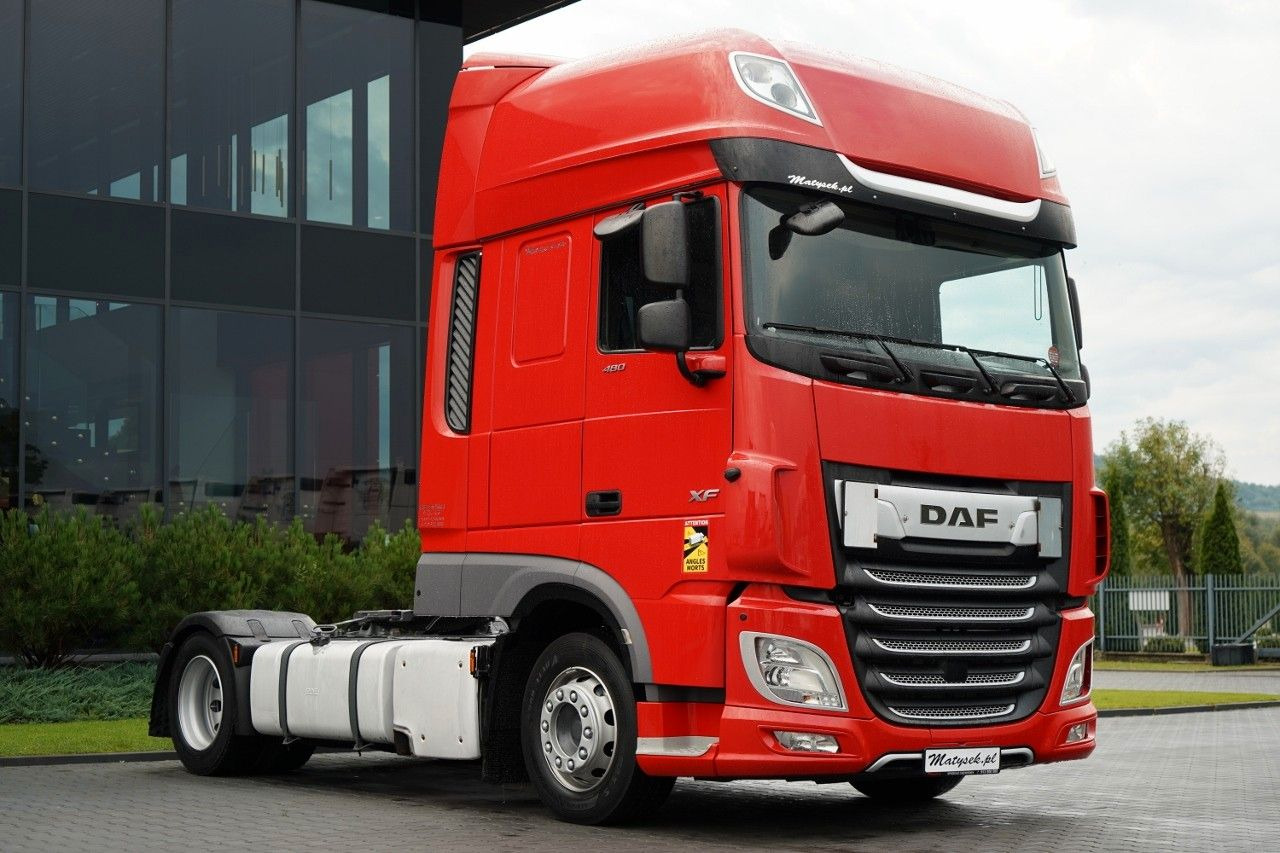 DAF XF 480 / LOW DECK / MEGA / 2021 / SSC / PO KONTR - Vetopöytäauto: kuva DAF XF 480 / LOW DECK / MEGA / 2021 / SSC / PO KONTR - Vetopöytäauto DAF XF 480 / LOW DECK / MEGA / 2021 / SSC / PO KONTR - Vetopöytäauto: kuva DAF XF 480 / LOW DECK / MEGA / 2021 / SSC / PO KONTR - Vetopöytäauto