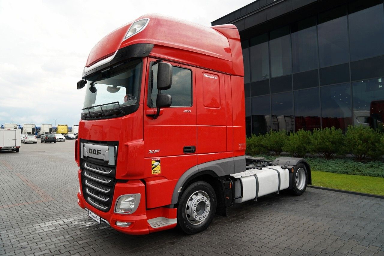 DAF XF 480 / LOW DECK / MEGA / 2021 / SSC / PO KONTR - Vetopöytäauto: kuva DAF XF 480 / LOW DECK / MEGA / 2021 / SSC / PO KONTR - Vetopöytäauto DAF XF 480 / LOW DECK / MEGA / 2021 / SSC / PO KONTR - Vetopöytäauto: kuva DAF XF 480 / LOW DECK / MEGA / 2021 / SSC / PO KONTR - Vetopöytäauto