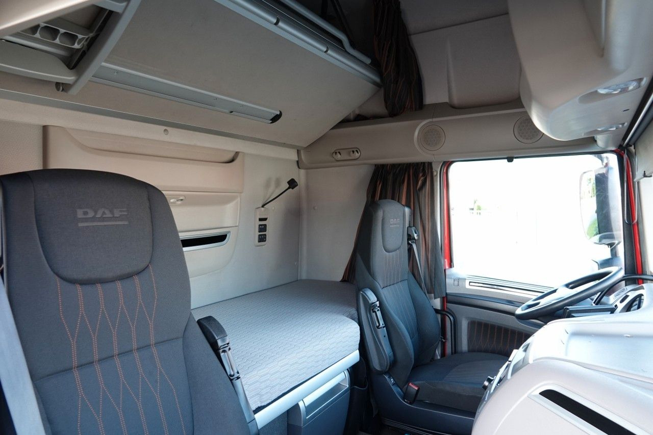Vetopöytäauto DAF XF 480 / LOW DECK / MEGA / 2021 / SSC / PO ZŁOTY: kuva Vetopöytäauto DAF XF 480 / LOW DECK / MEGA / 2021 / SSC / PO ZŁOTY