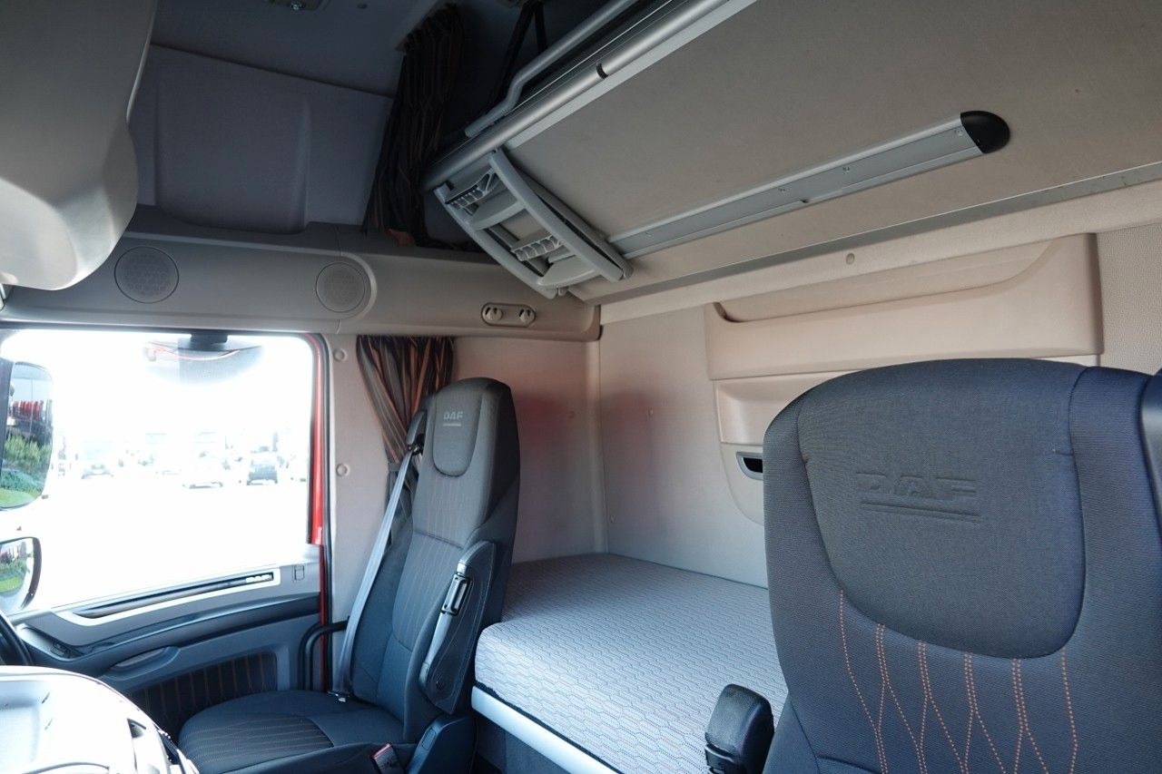 Vetopöytäauto DAF XF 480 / LOW DECK / MEGA / 2021 / SSC / PO ZŁOTY: kuva Vetopöytäauto DAF XF 480 / LOW DECK / MEGA / 2021 / SSC / PO ZŁOTY