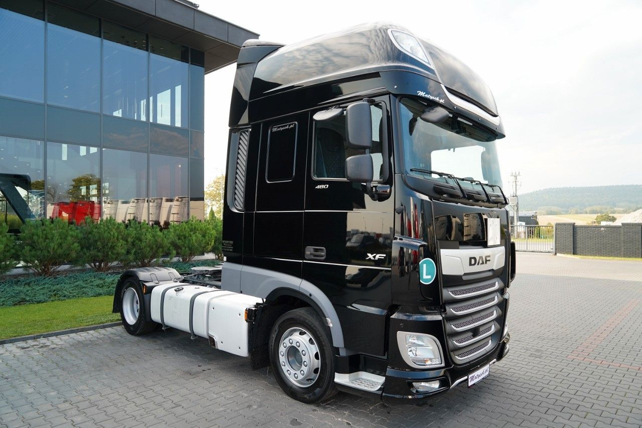 DAF XF 480 / MEGA / LOWDECK / I-PARK COOL / NOWE OPO - Vetopöytäauto: kuva DAF XF 480 / MEGA / LOWDECK / I-PARK COOL / NOWE OPO - Vetopöytäauto DAF XF 480 / MEGA / LOWDECK / I-PARK COOL / NOWE OPO - Vetopöytäauto: kuva DAF XF 480 / MEGA / LOWDECK / I-PARK COOL / NOWE OPO - Vetopöytäauto