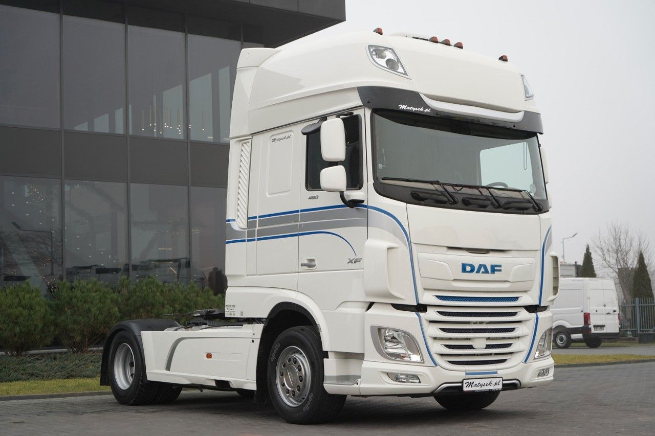 DAF XF 480 / SUPER SPACE CAB / I-APRK COOL/ - Vetopöytäauto: kuva DAF XF 480 / SUPER SPACE CAB / I-APRK COOL/ - Vetopöytäauto DAF XF 480 / SUPER SPACE CAB / I-APRK COOL/ - Vetopöytäauto: kuva DAF XF 480 / SUPER SPACE CAB / I-APRK COOL/ - Vetopöytäauto