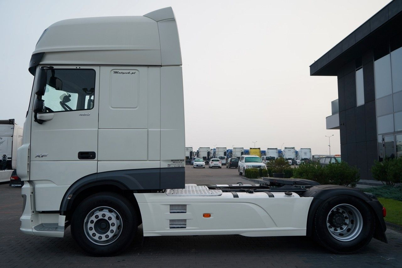 DAF XF 480 / SUPER SPACE CAB / OPONY 100% / 2021 ROK - Vetopöytäauto: kuva DAF XF 480 / SUPER SPACE CAB / OPONY 100% / 2021 ROK - Vetopöytäauto DAF XF 480 / SUPER SPACE CAB / OPONY 100% / 2021 ROK - Vetopöytäauto: kuva DAF XF 480 / SUPER SPACE CAB / OPONY 100% / 2021 ROK - Vetopöytäauto