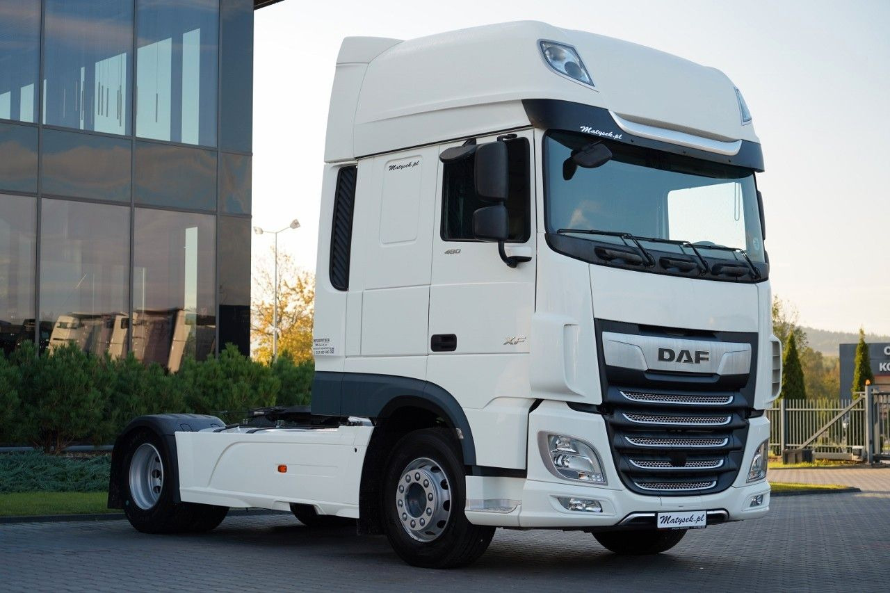 DAF XF 480 / SUPER SPACE CAB / OPONY 100% / 2021 RO - Vetopöytäauto: kuva DAF XF 480 / SUPER SPACE CAB / OPONY 100% / 2021 RO - Vetopöytäauto DAF XF 480 / SUPER SPACE CAB / OPONY 100% / 2021 RO - Vetopöytäauto: kuva DAF XF 480 / SUPER SPACE CAB / OPONY 100% / 2021 RO - Vetopöytäauto