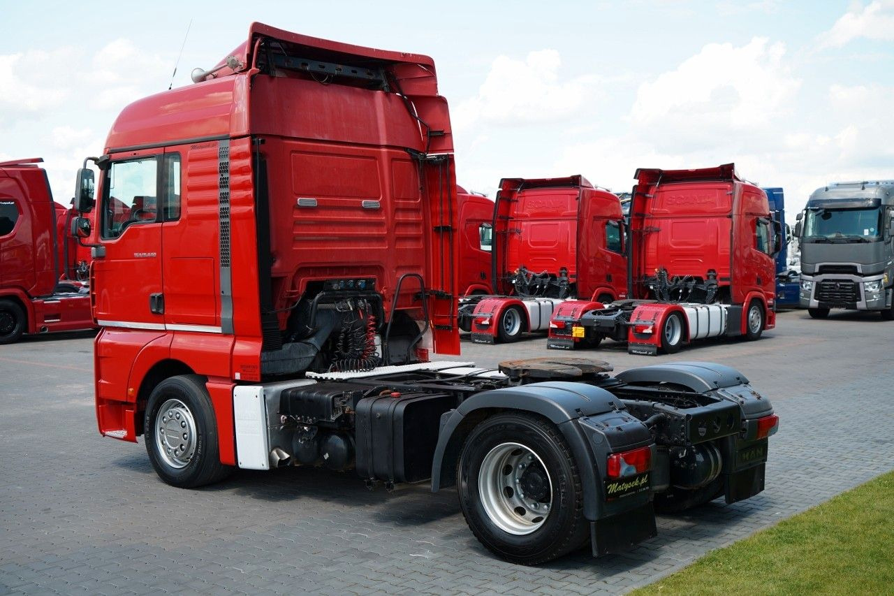 MAN TGA 18.440 / HYDRAULIKA / MANUAL - Vetopöytäauto: kuva  MAN TGA 18.440 / HYDRAULIKA / MANUAL - Vetopöytäauto MAN TGA 18.440 / HYDRAULIKA / MANUAL - Vetopöytäauto: kuva  MAN TGA 18.440 / HYDRAULIKA / MANUAL - Vetopöytäauto