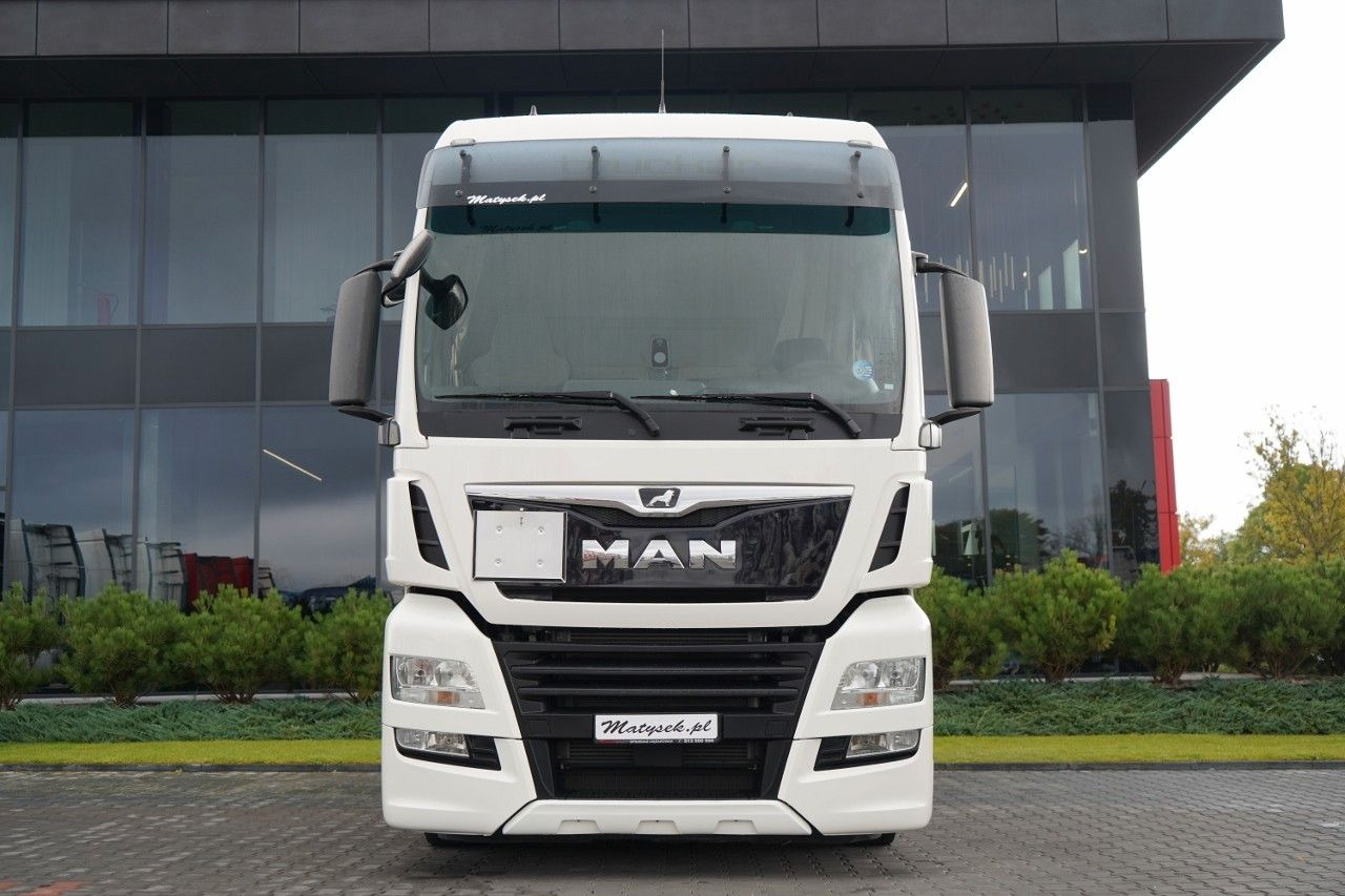 MAN TGX 18.470 / LOW DECK / MEGA / REGULOWANE SIODŁO - Vetopöytäauto: kuva MAN TGX 18.470 / LOW DECK / MEGA / REGULOWANE SIODŁO - Vetopöytäauto MAN TGX 18.470 / LOW DECK / MEGA / REGULOWANE SIODŁO - Vetopöytäauto: kuva MAN TGX 18.470 / LOW DECK / MEGA / REGULOWANE SIODŁO - Vetopöytäauto