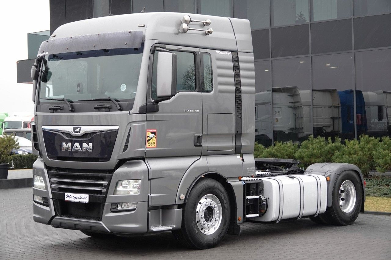 MAN TGX 18.500 / RETARDER / PEŁNY ADR / ALUFELGI / - Vetopöytäauto: kuva MAN TGX 18.500 / RETARDER / PEŁNY ADR / ALUFELGI / - Vetopöytäauto MAN TGX 18.500 / RETARDER / PEŁNY ADR / ALUFELGI / - Vetopöytäauto: kuva MAN TGX 18.500 / RETARDER / PEŁNY ADR / ALUFELGI / - Vetopöytäauto