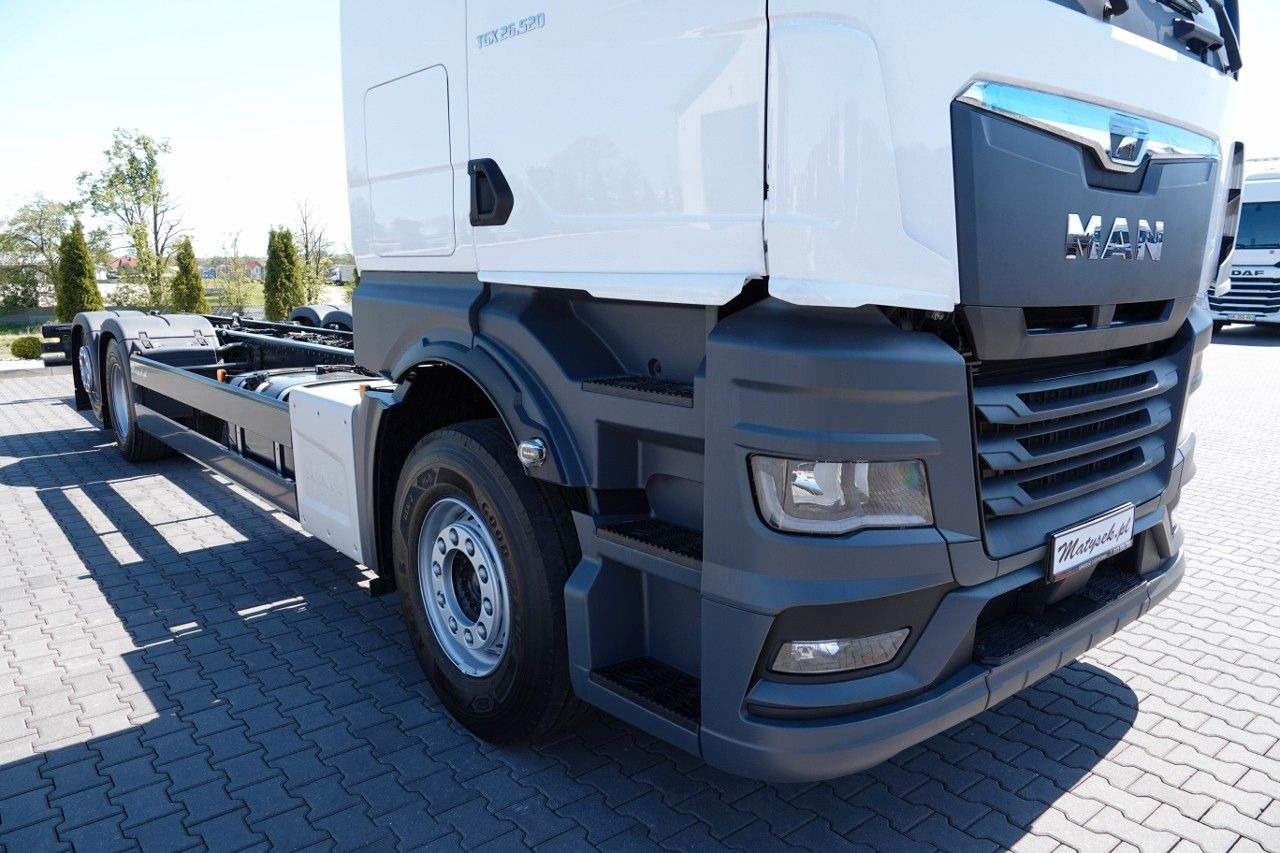 MAN TGX 26.520 / 6x2 / RAMA DŁ. 9,1M / OŚ PODNOSZONA - Vetopöytäauto: kuva MAN TGX 26.520 / 6x2 / RAMA DŁ. 9,1M / OŚ PODNOSZONA - Vetopöytäauto MAN TGX 26.520 / 6x2 / RAMA DŁ. 9,1M / OŚ PODNOSZONA - Vetopöytäauto: kuva MAN TGX 26.520 / 6x2 / RAMA DŁ. 9,1M / OŚ PODNOSZONA - Vetopöytäauto