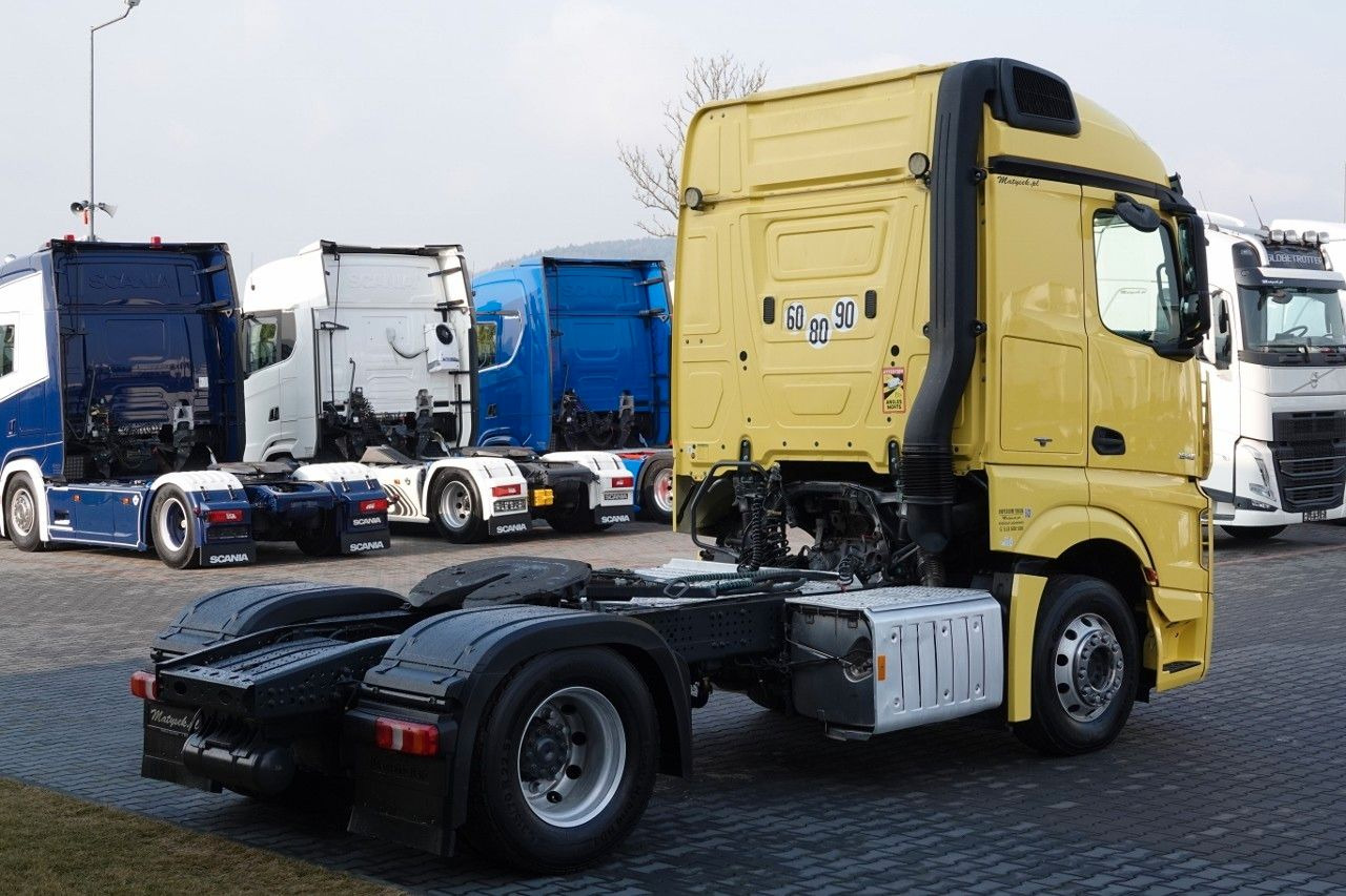 Mercedes-Benz ACTROS 1845 / RETARDER / HYDRAULIKA / - Vetopöytäauto: kuva Mercedes-Benz ACTROS 1845 / RETARDER / HYDRAULIKA / - Vetopöytäauto Mercedes-Benz ACTROS 1845 / RETARDER / HYDRAULIKA / - Vetopöytäauto: kuva Mercedes-Benz ACTROS 1845 / RETARDER / HYDRAULIKA / - Vetopöytäauto